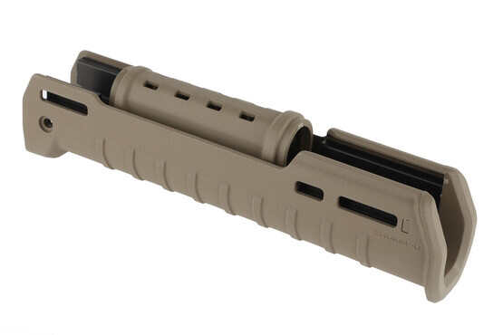 The Flat Dark Earth Magpul Zhukov-U Handguard features an aluminum chassis